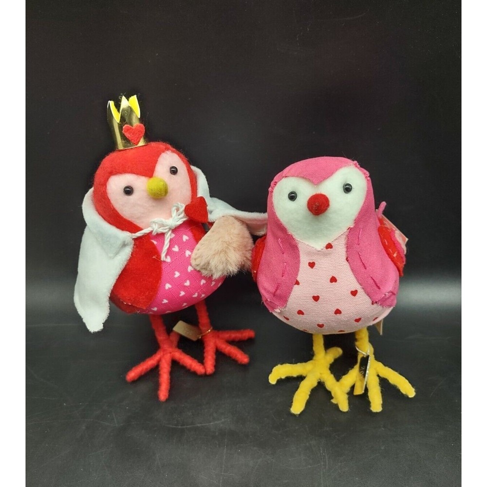 Target Spritz FEATHERLY FRIENDS Lot of 2 Valentine's Day Birds - ROSIE & QUEENIE